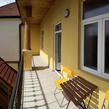 بيت ضيافة Kral Jiri Poděbrady